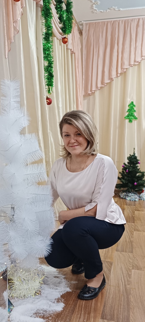 Педагогический работник Стробыкина Елена Олеговна.